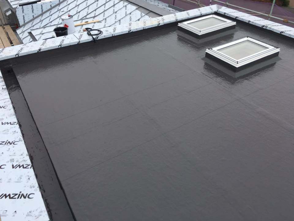 How a Shed Felt-Roofing Project Is Planned (and When to Call a Roofer) – roofing guidance for Clapham property owners